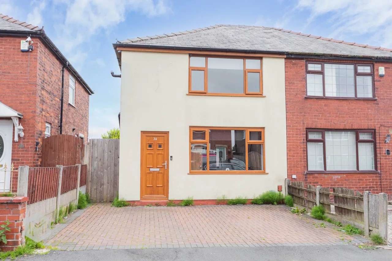 3 bed house for sale — Laxey Crescent, Leigh, WN7 5HF