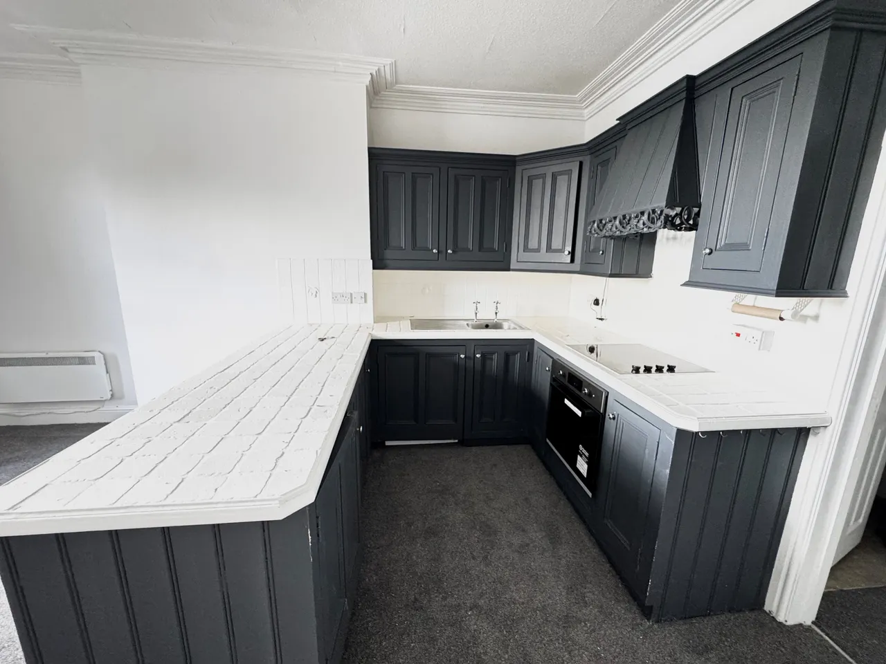 Tower Lodge, CV22, photo 4