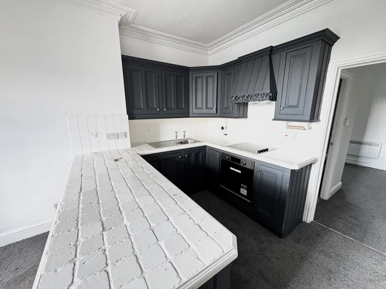 Tower Lodge, CV22, photo 5