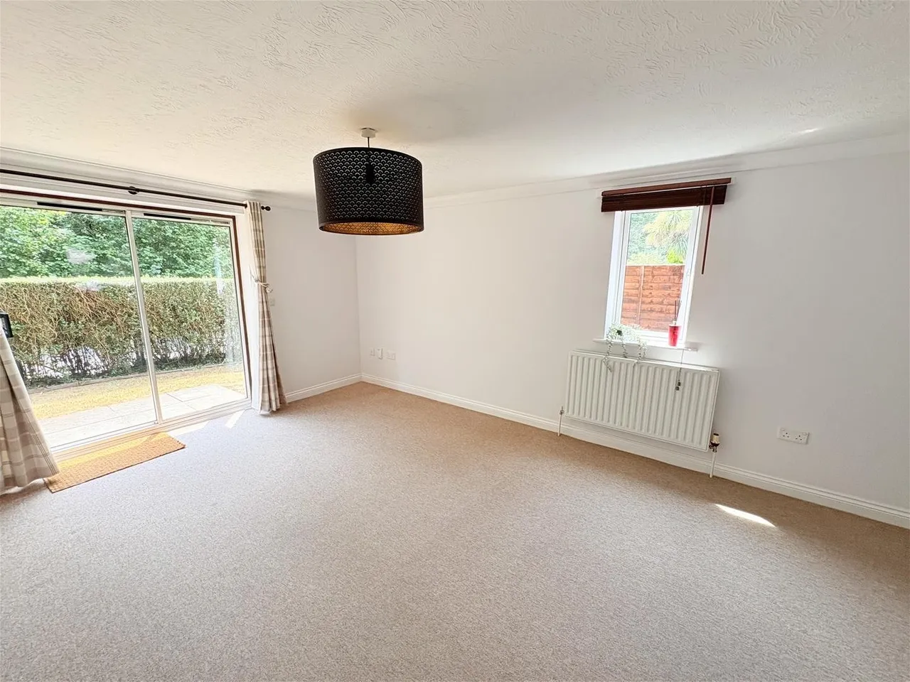 Yachtsman Close, Bursledon, Southampton, photo 13