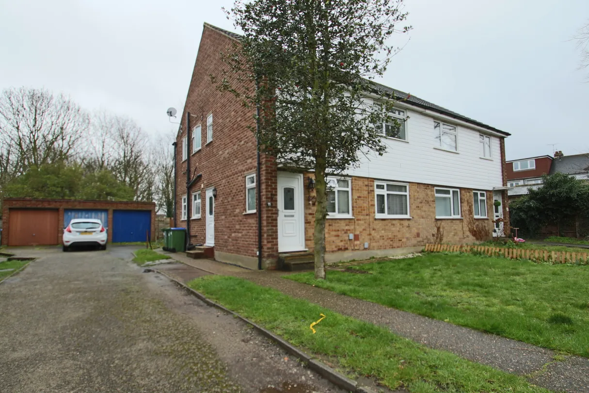 2 bed flat to rent — Stonefield Close, Bexleyheath