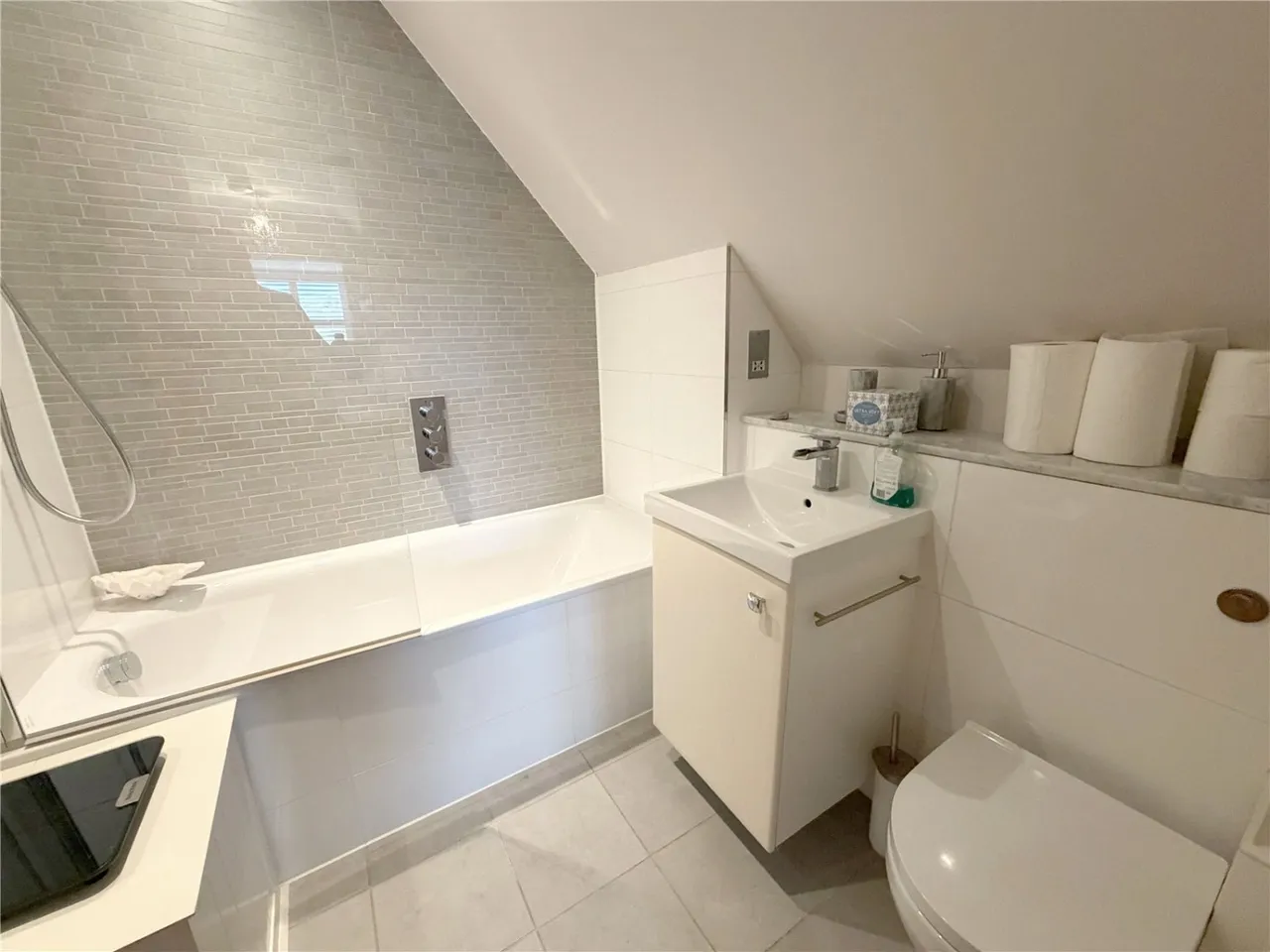 Holders Hill Road, London, NW7, photo 7