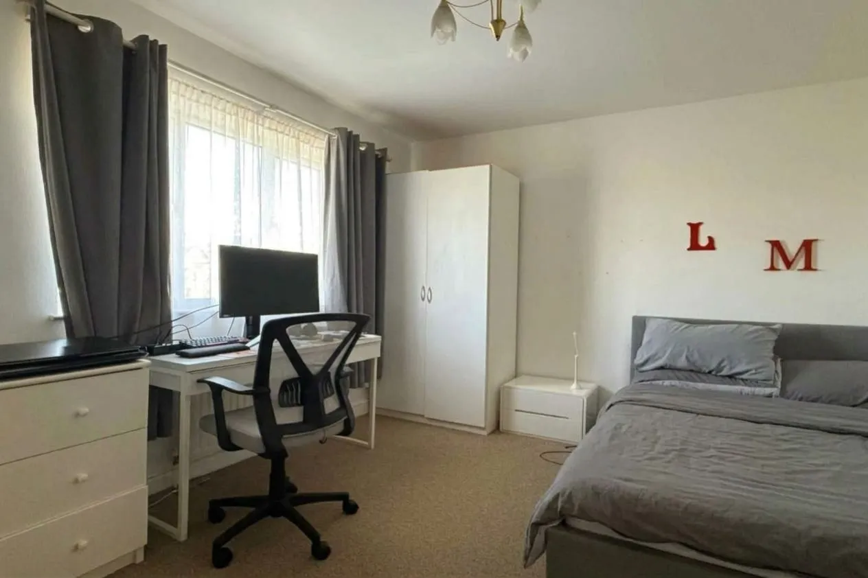 Kingston Road, Leatherhead, KT22, photo 5