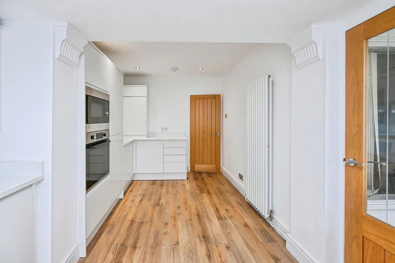 Debra Close, Melling, L31, photo 10