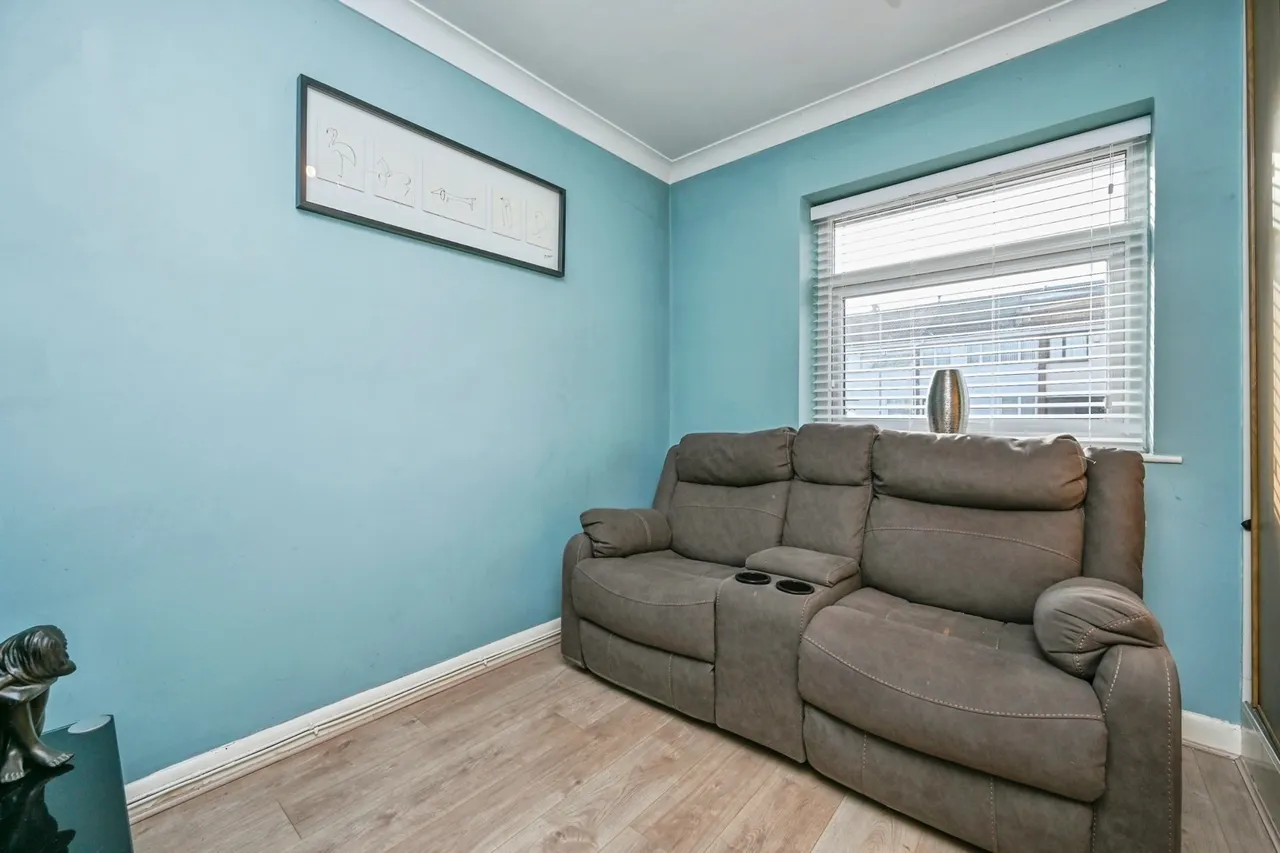 Debra Close, Melling, L31, photo 13