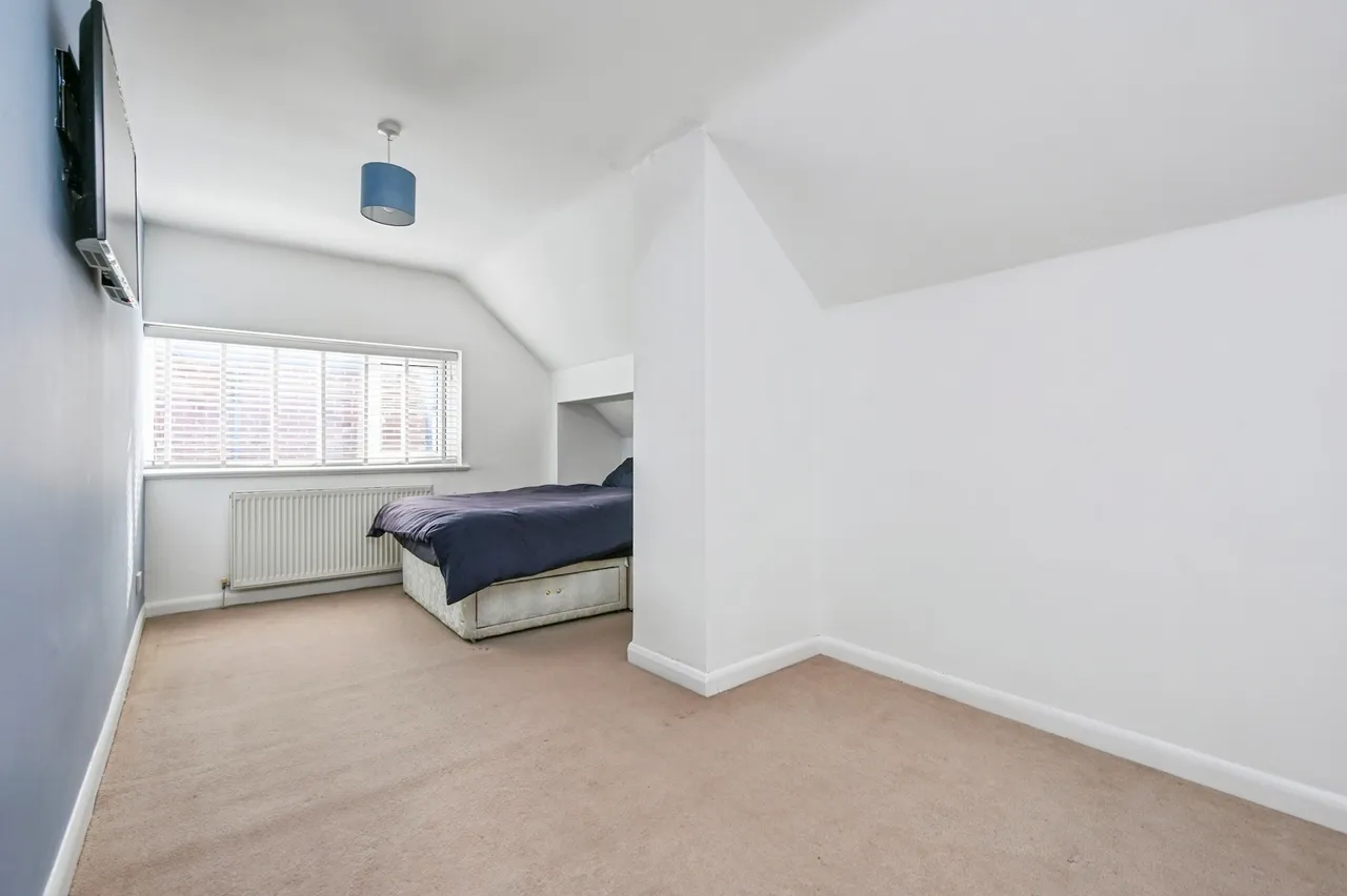 Debra Close, Melling, L31, photo 16