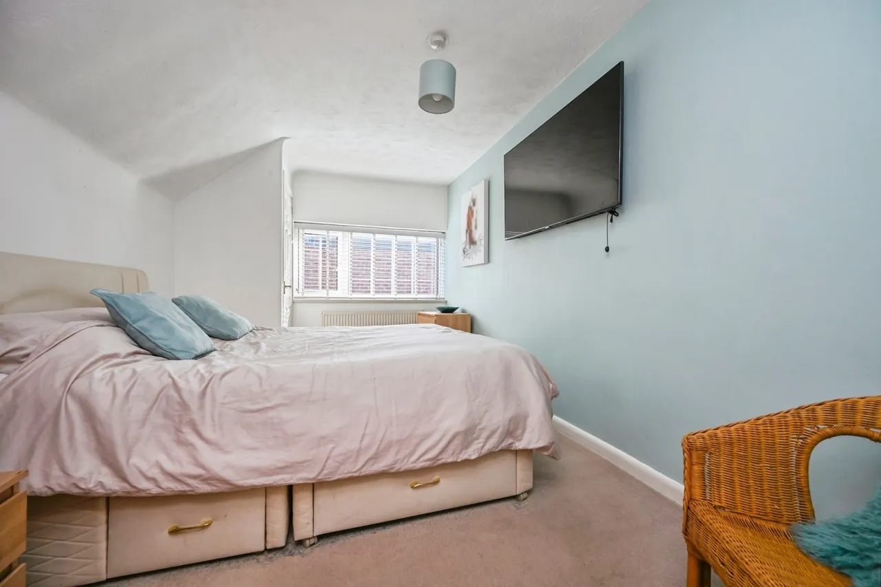 Debra Close, Melling, L31, photo 15