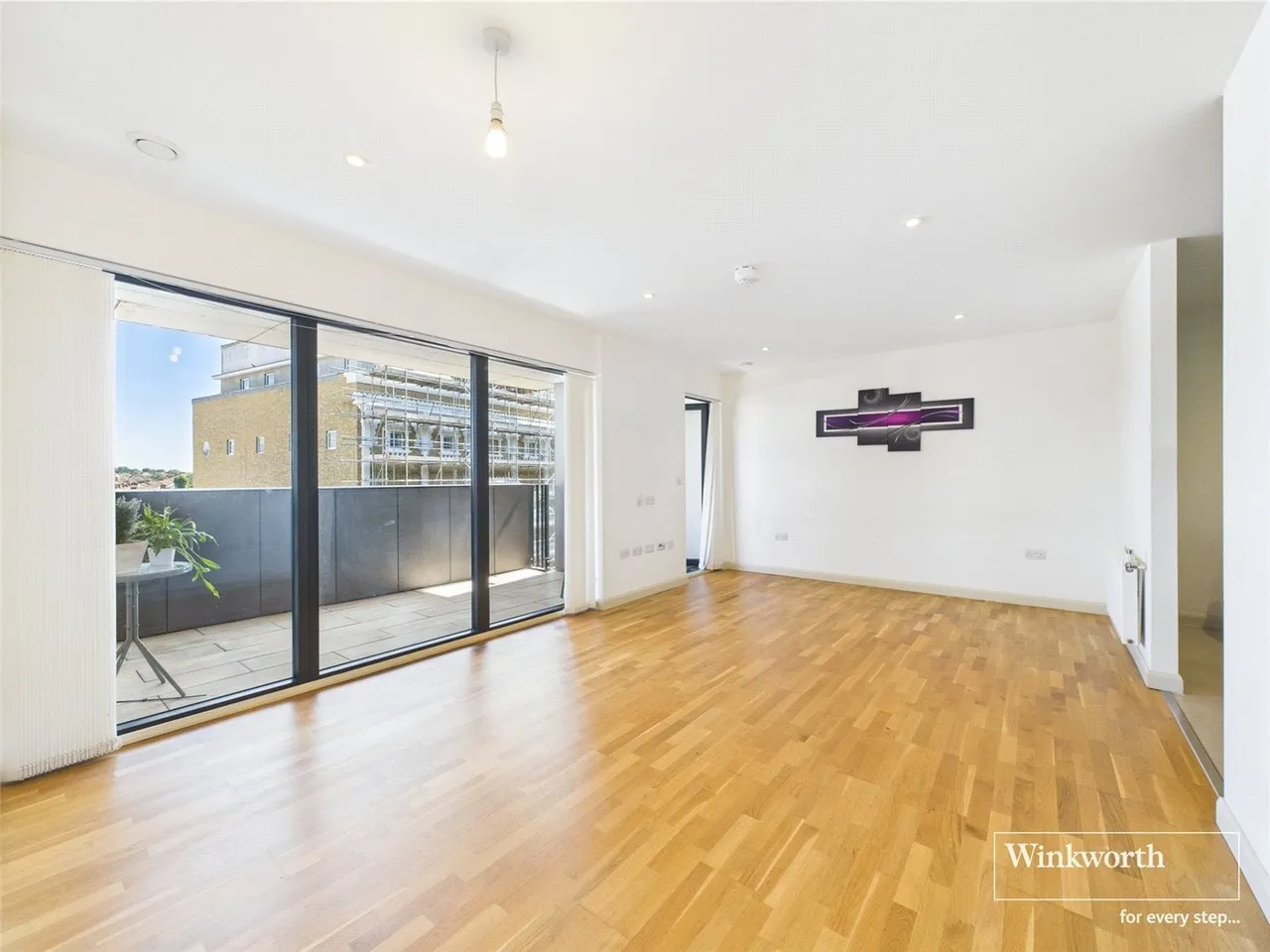 Cypress Court, Alpine Road, Kingsbury, NW9, photo 3