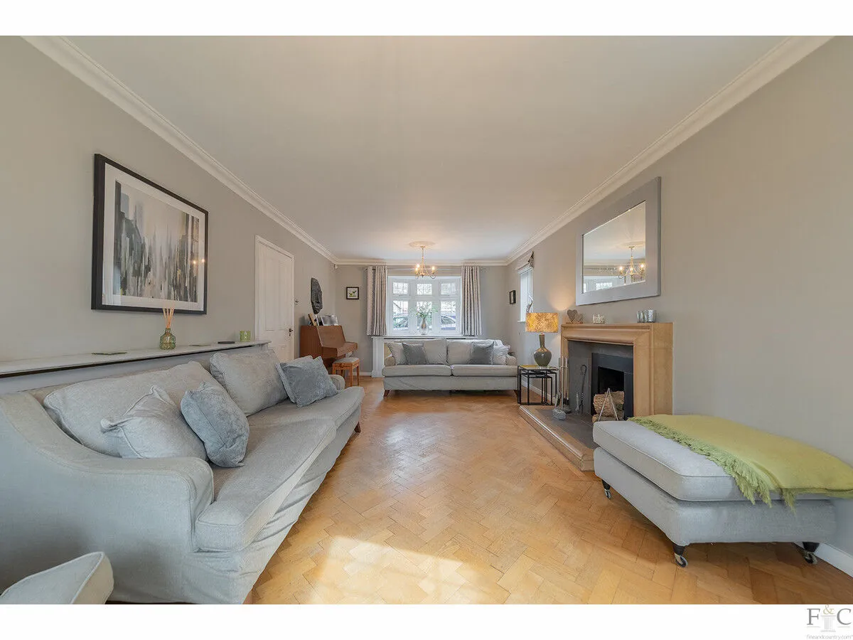 Stoughton Road, Oadby, LE2, photo 4