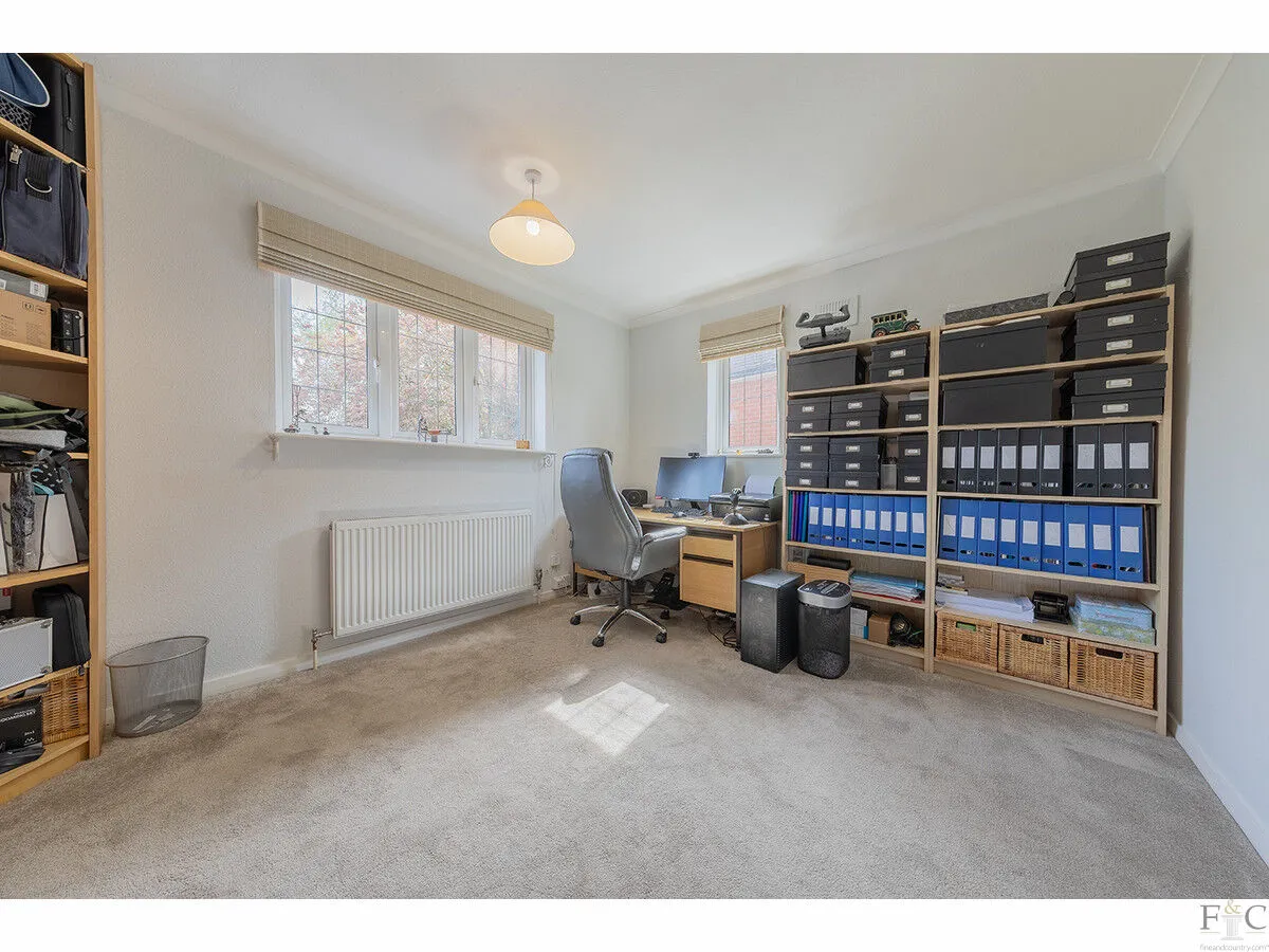 Stoughton Road, Oadby, LE2, photo 24