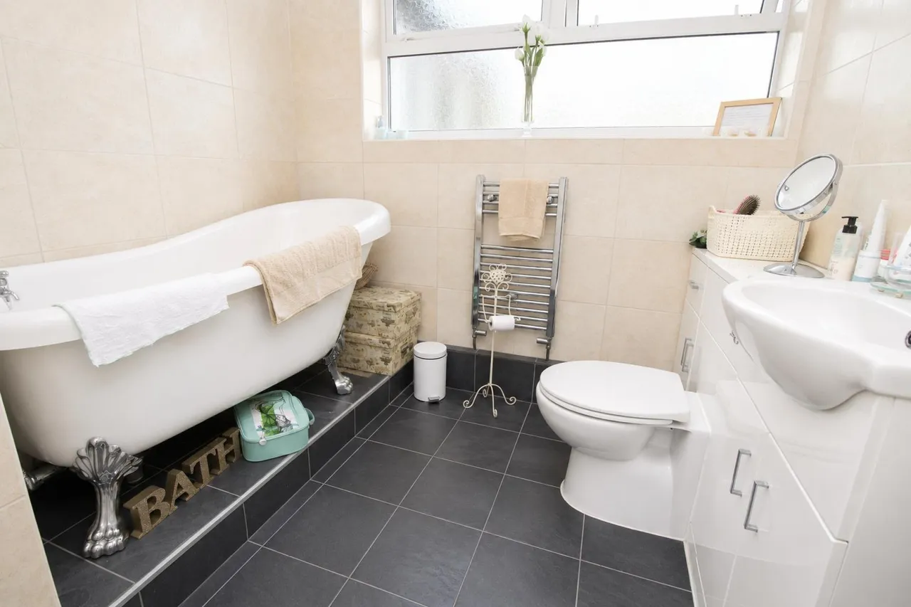 Rowney Wood, Sawbridgeworth, CM21, photo 10