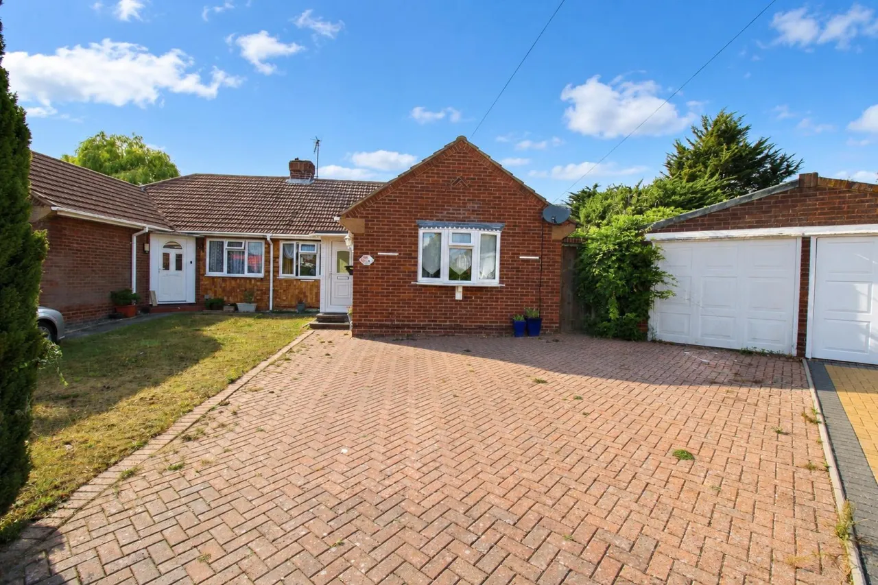 2 bed house for sale, Rowney Wood, Sawbridgeworth, CM21