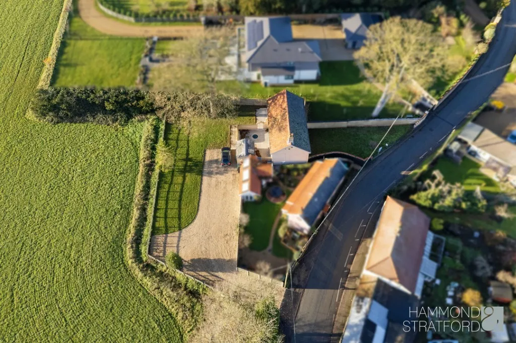 Watton Road, Shropham, photo 25