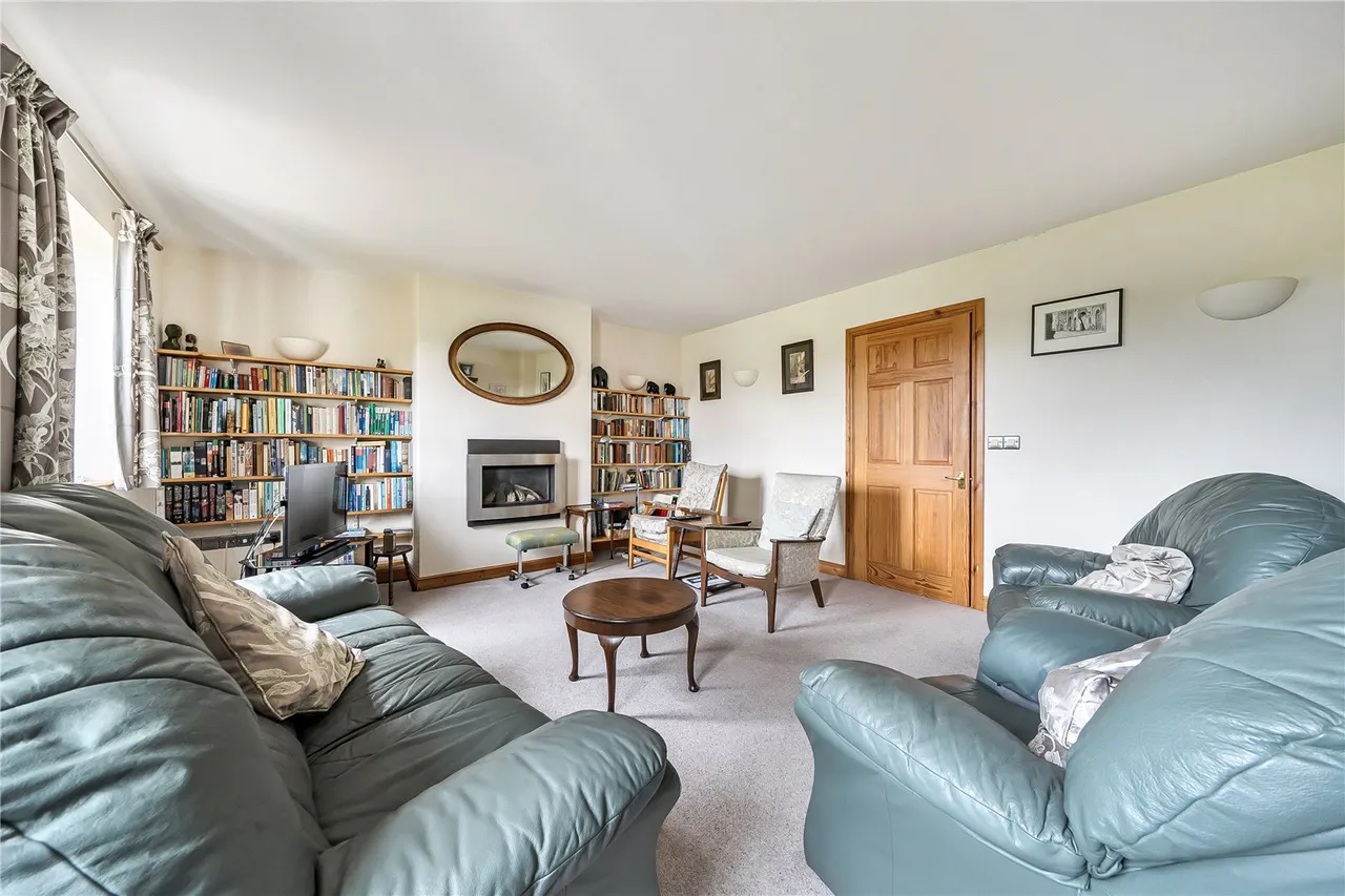 Grove Close, Knighton, Powys, LD7 1LJ, photo 6
