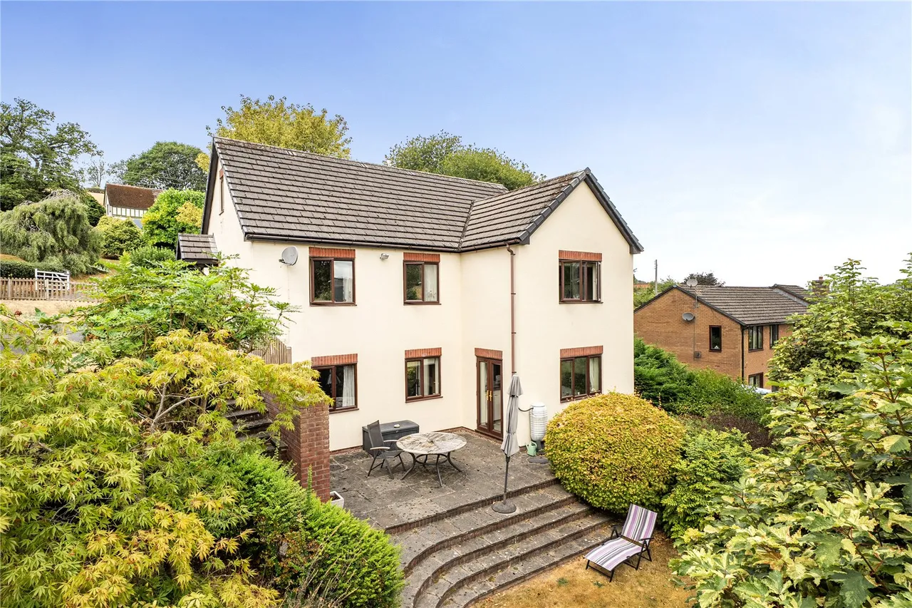 5 bed house for sale — Grove Close, Knighton, Powys, LD7 1LJ