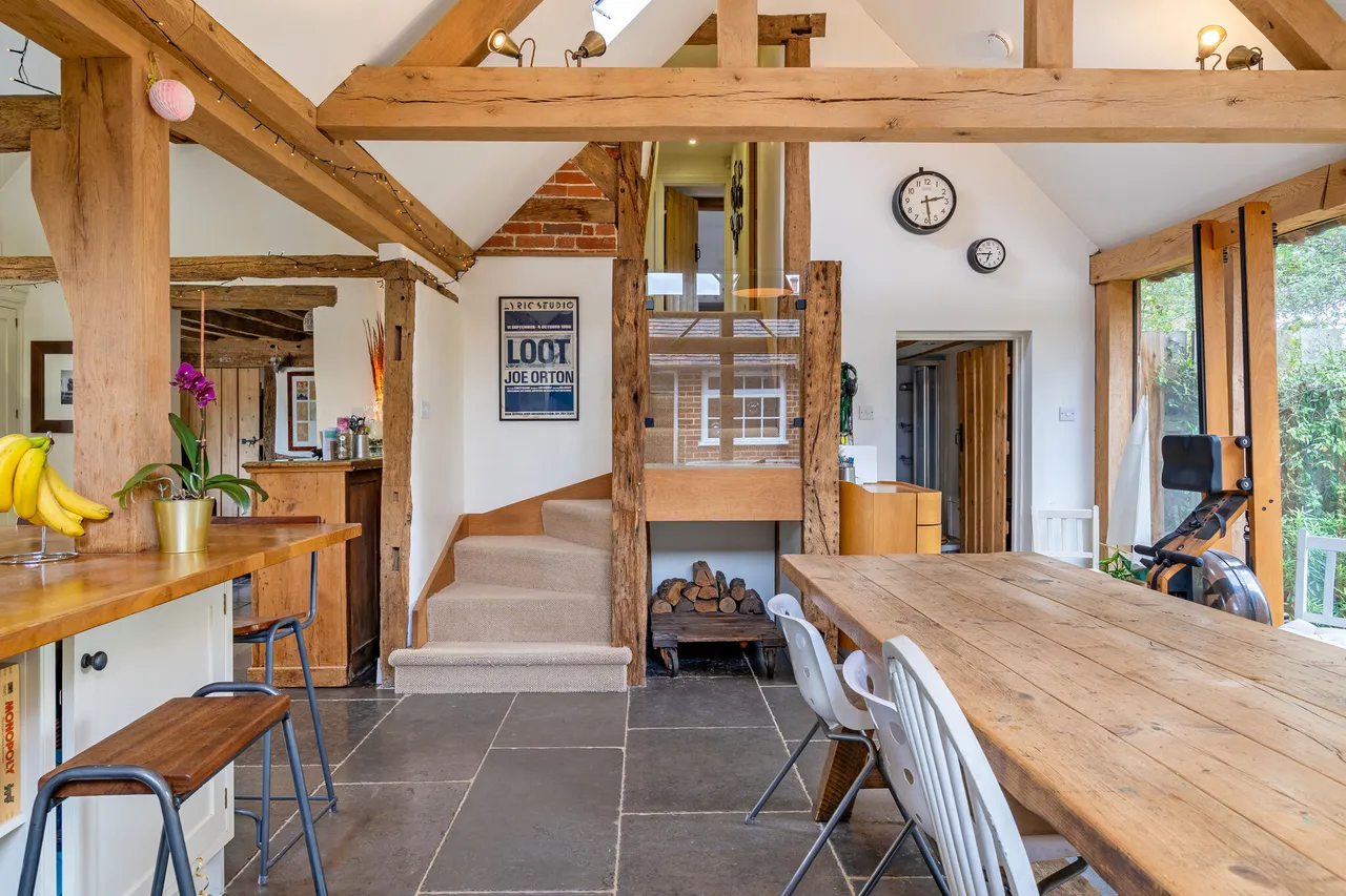 Longwater Road, Eversley, RG27, photo 5