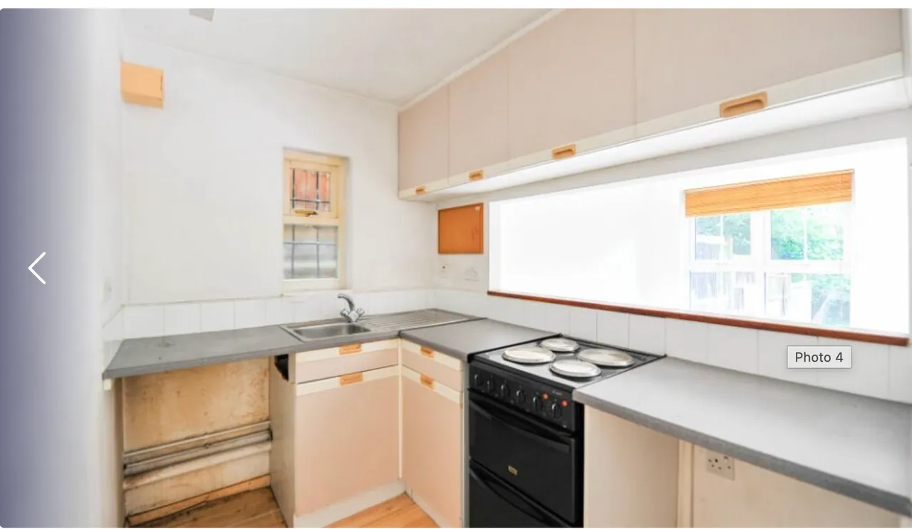 Windmill Rise, Kingston Upon Thames, Surrey, KT2, photo 6
