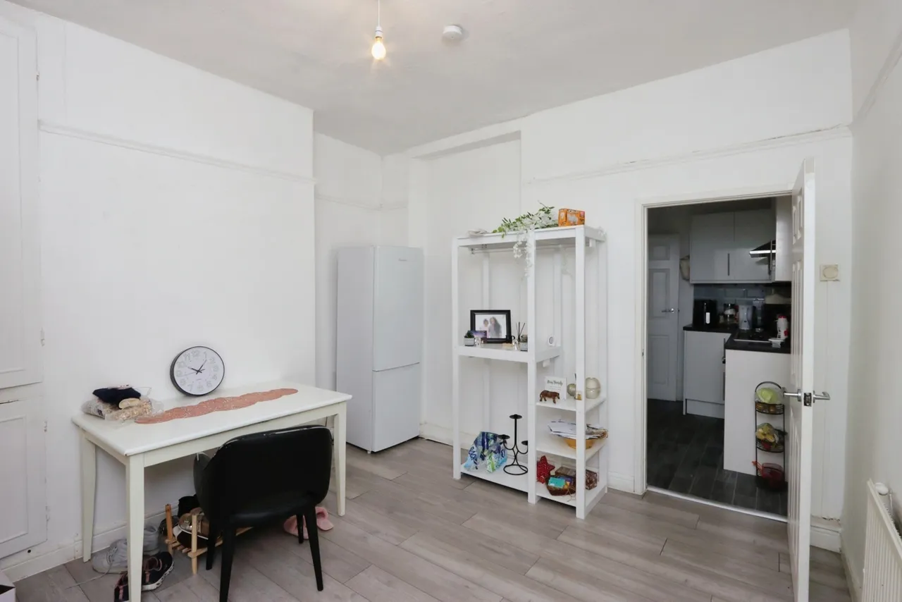 Alderson Road, Sheffield, South Yorkshire, S2, photo 8