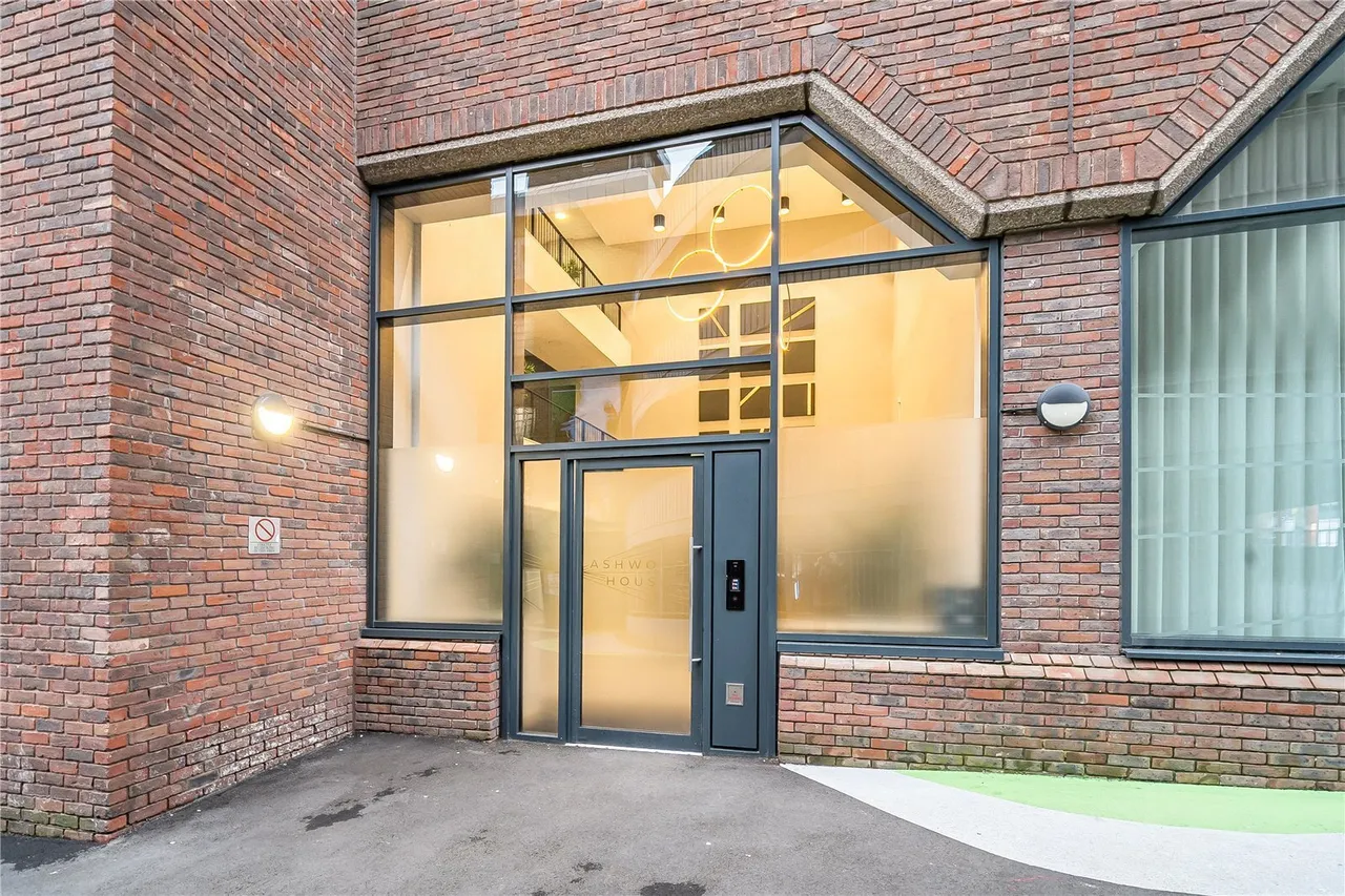 Pembroke Broadway, Camberley, GU15, photo 14