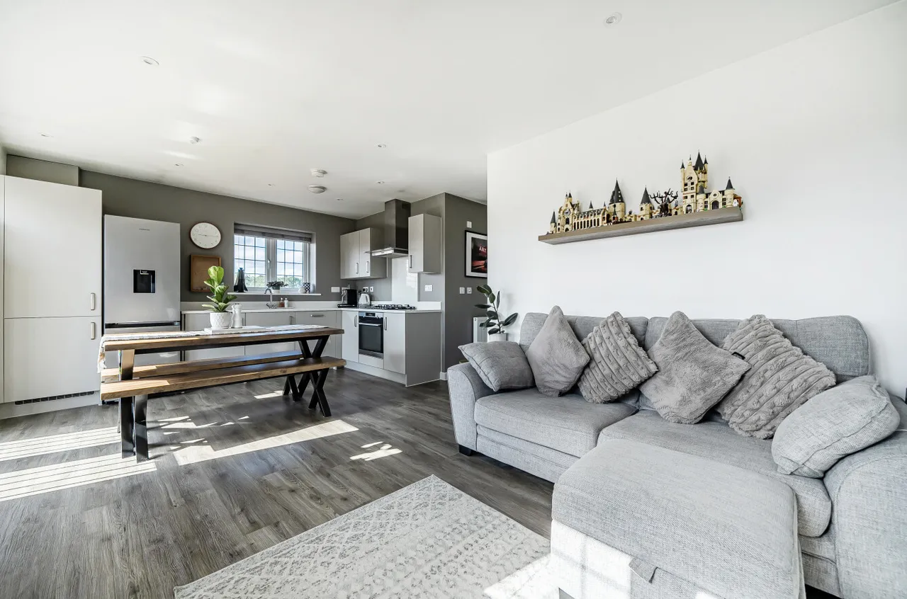 Walton Heath, Binfield, Bracknell, Berkshire, RG42 4LN, photo 4
