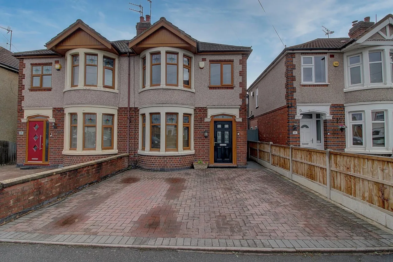 3 bed house for sale, Newdigate Road, Bedworth, CV12