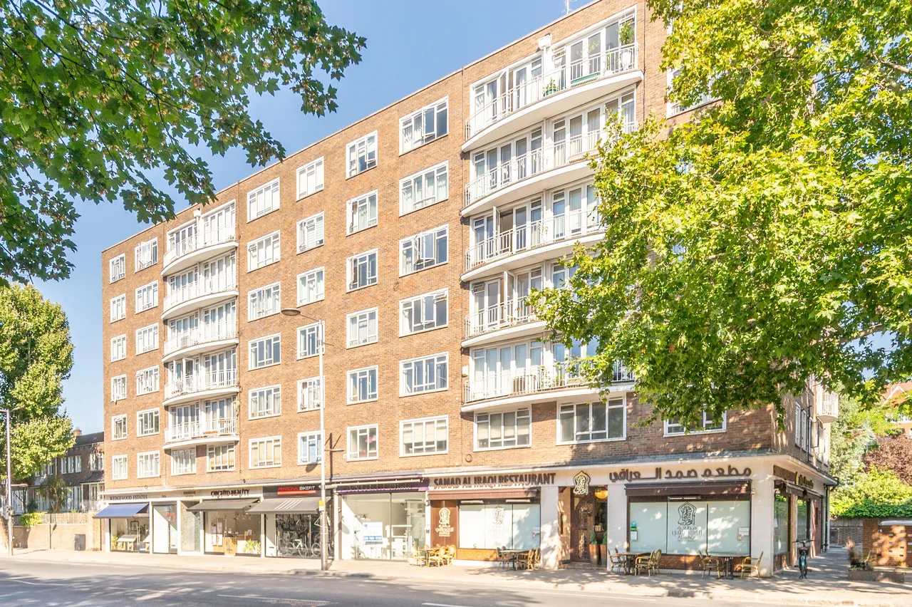 6 Kenbrook House, Kensington High Street, London, photo 2