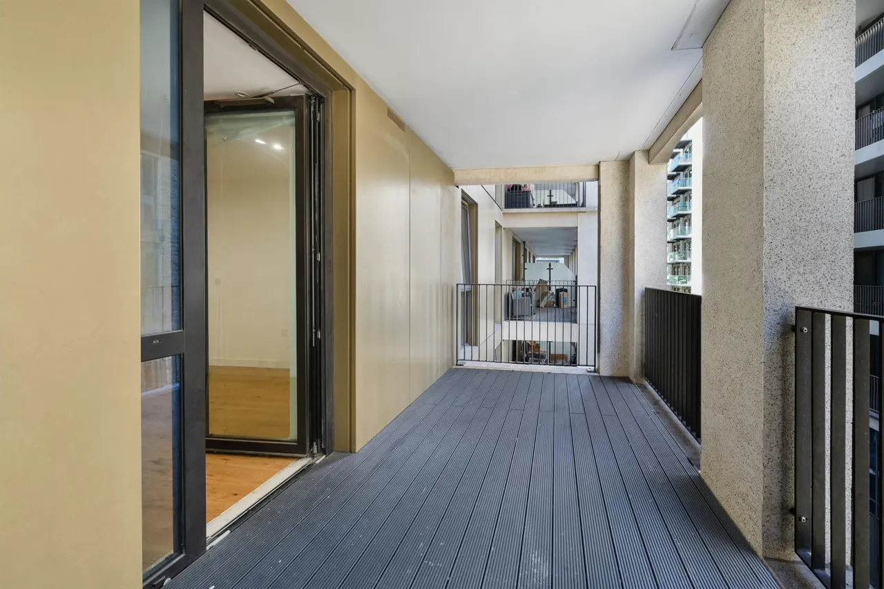 Pinnacle House, Royal Wharf, E16, photo 6