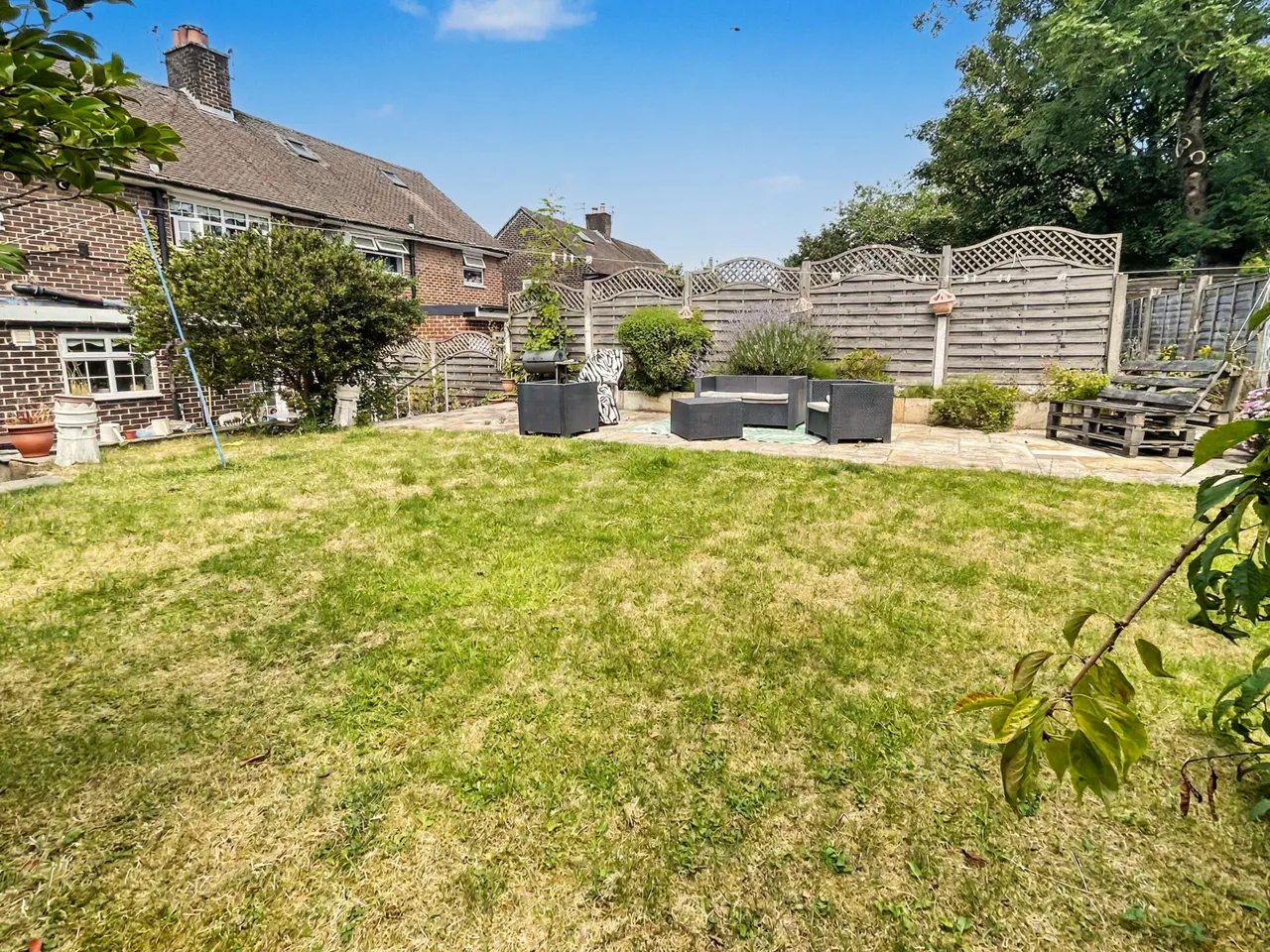 Bury New Road, Whitefield, M45, photo 4