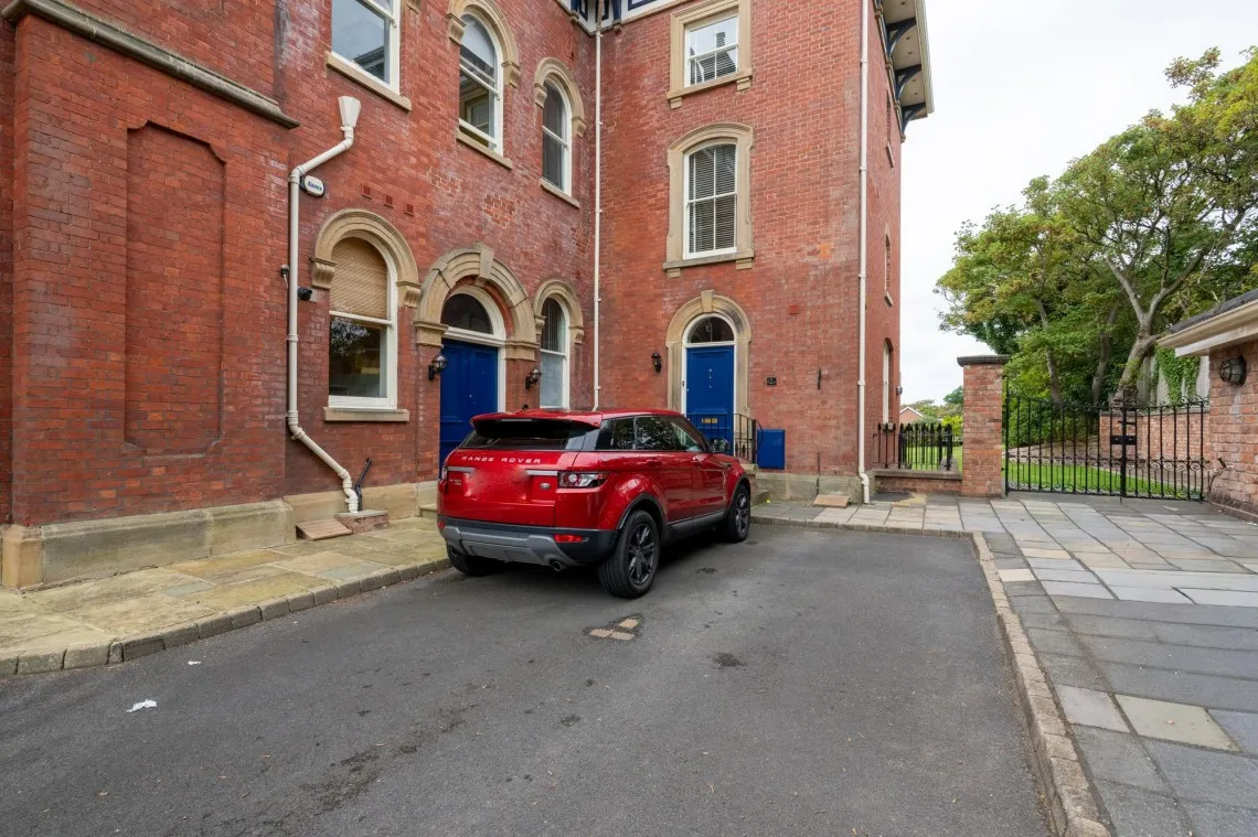 Westcliffe Road, St. Wyburn, PR8, photo 33