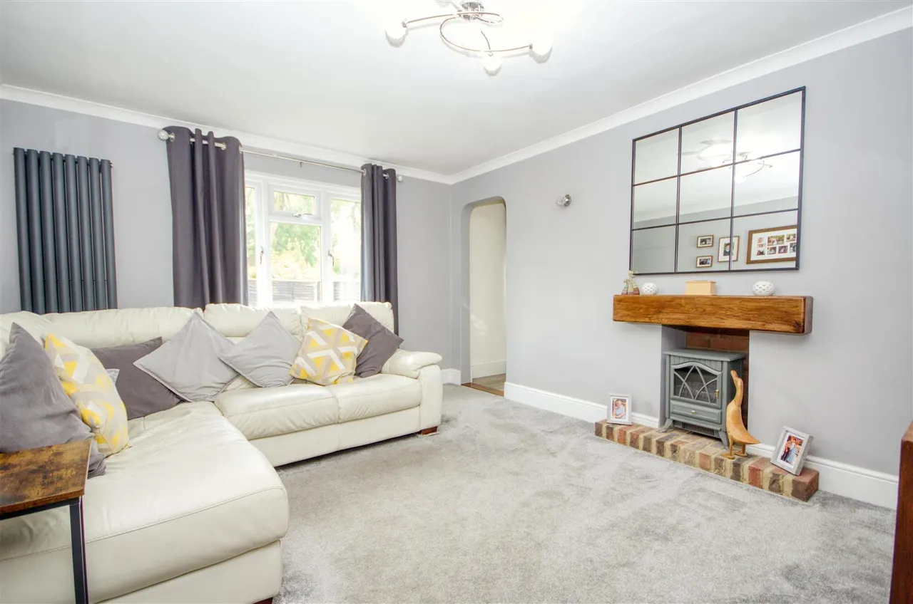 Midlands Estate, West End, Southampton, SO30 3AD, photo 2