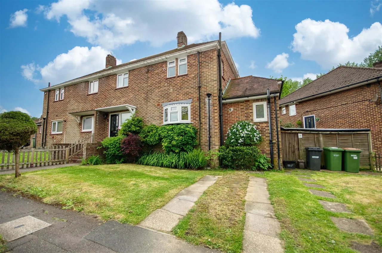 3 bed house for sale — Midlands Estate, West End, Southampton, SO30 3AD