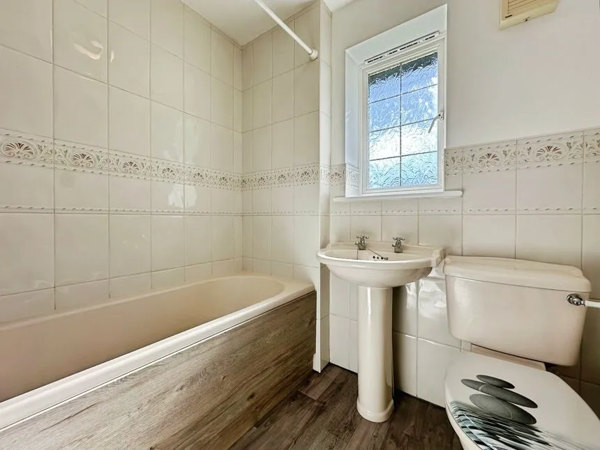 Suffield Close, Morley, Leeds, LS27, photo 8