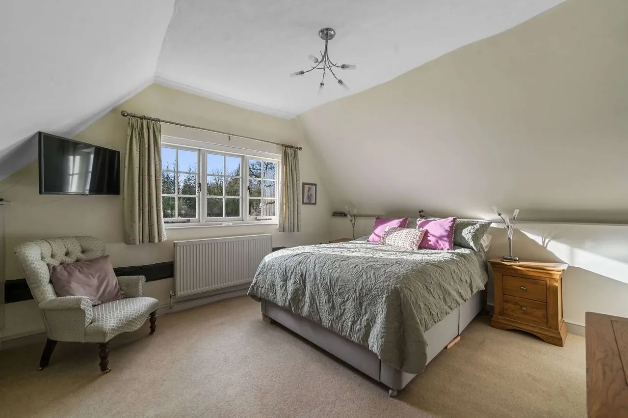 Brettenham, Ipswich, Suffolk, IP7 7PA, photo 9