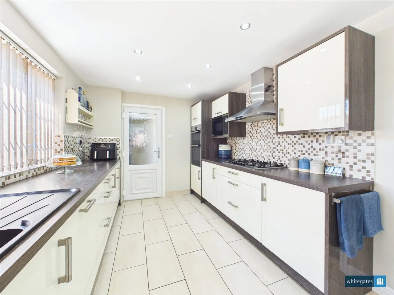 Millard Avenue, Hatfield, DN7, photo 11
