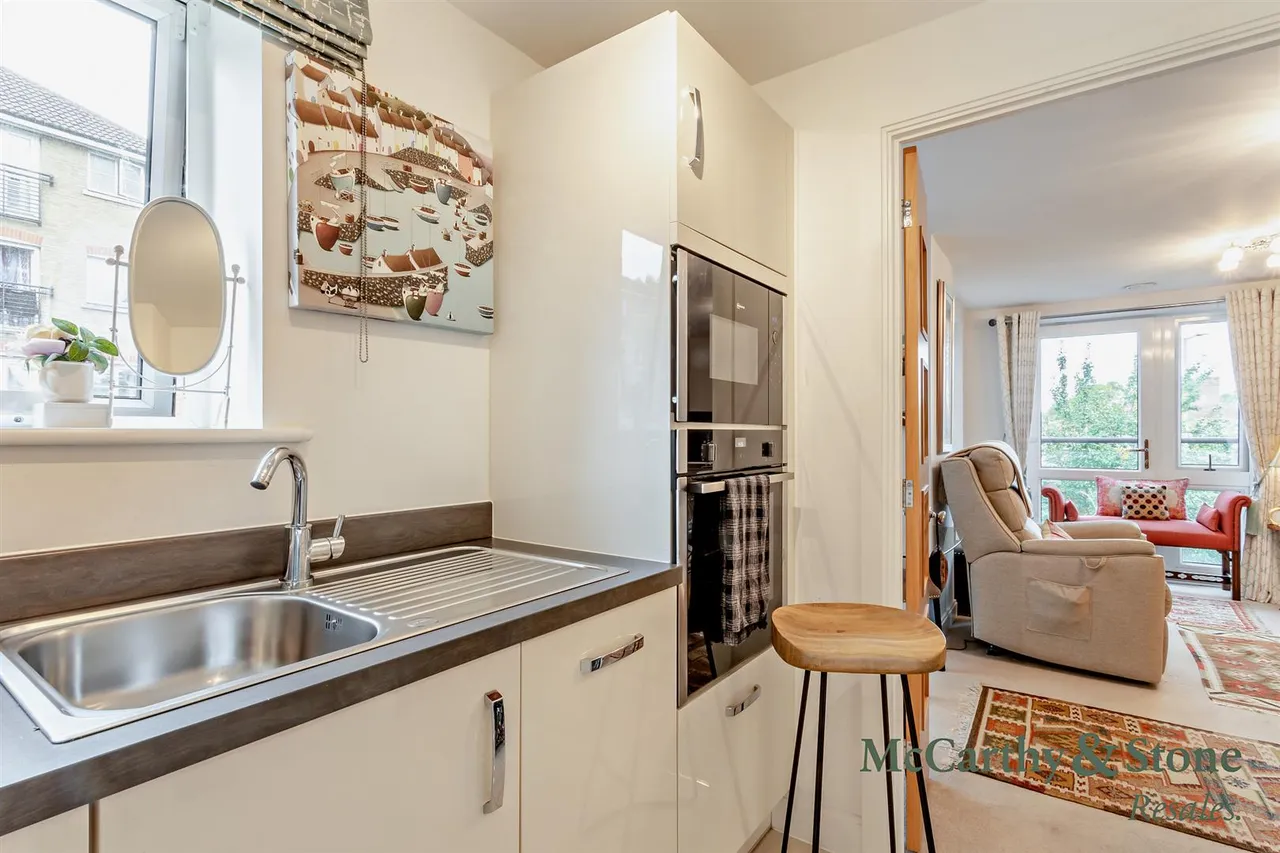 Peggs Lane, Hertford, SG13, photo 8