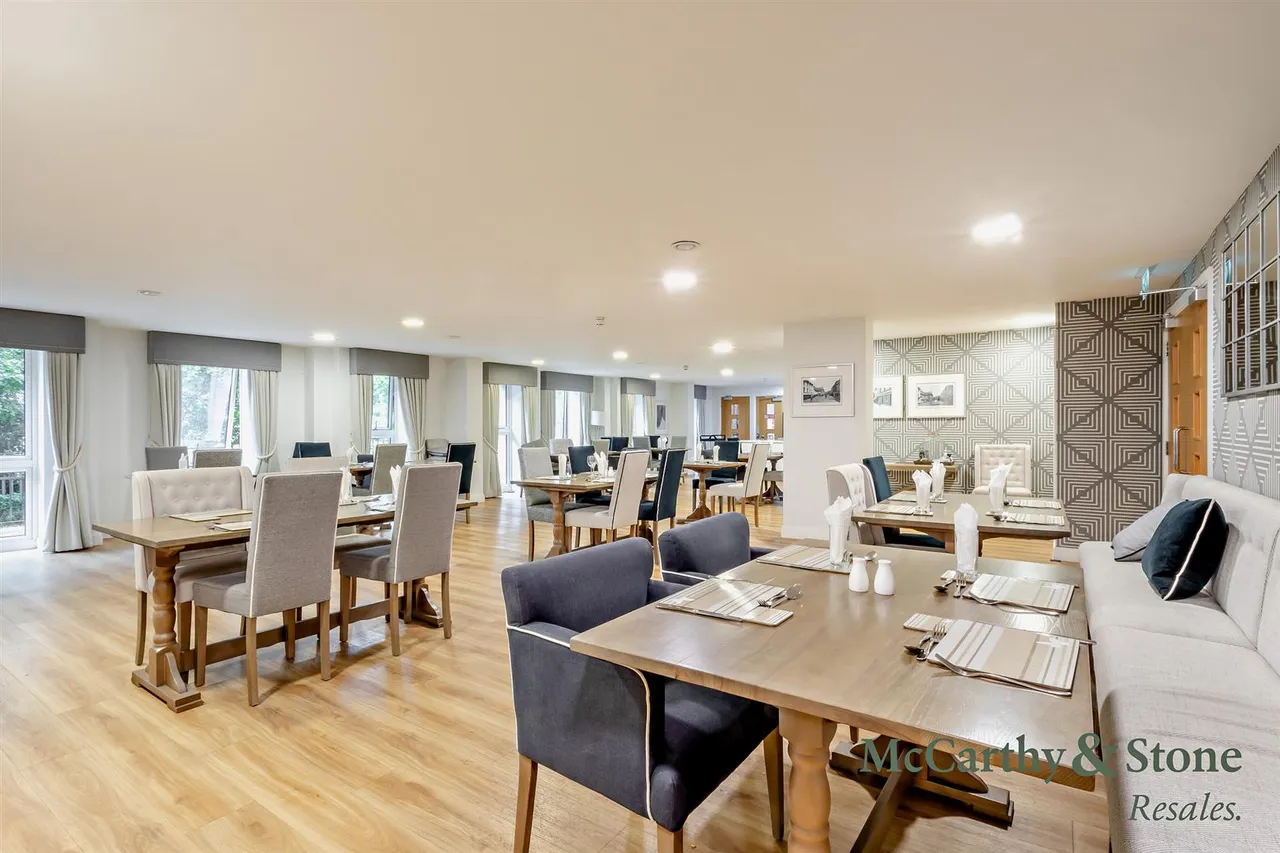 Peggs Lane, Hertford, SG13, photo 18
