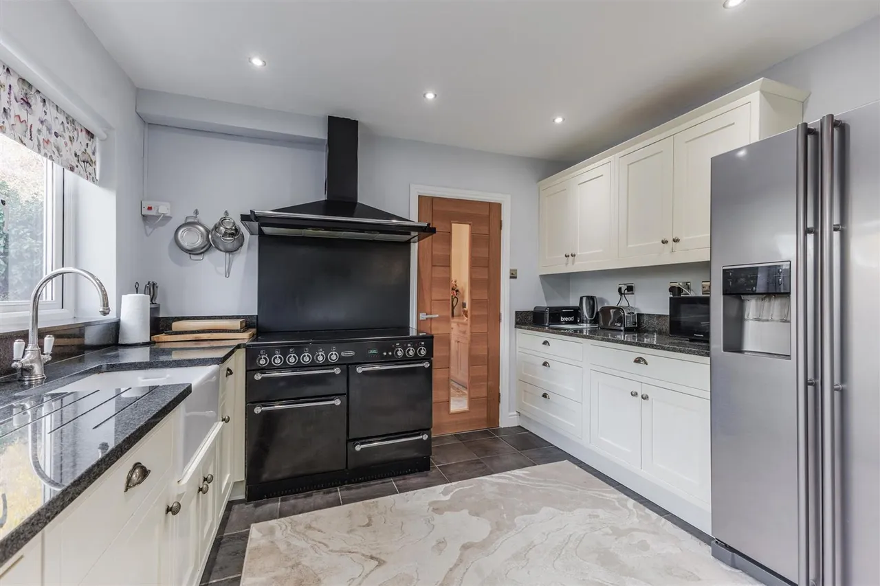 Brook Lane, Charlton, WR10, photo 5