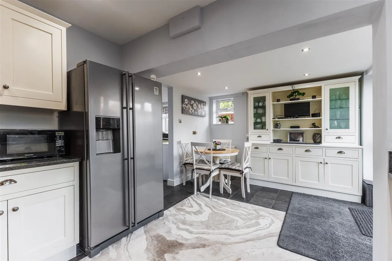 Brook Lane, Charlton, WR10, photo 6
