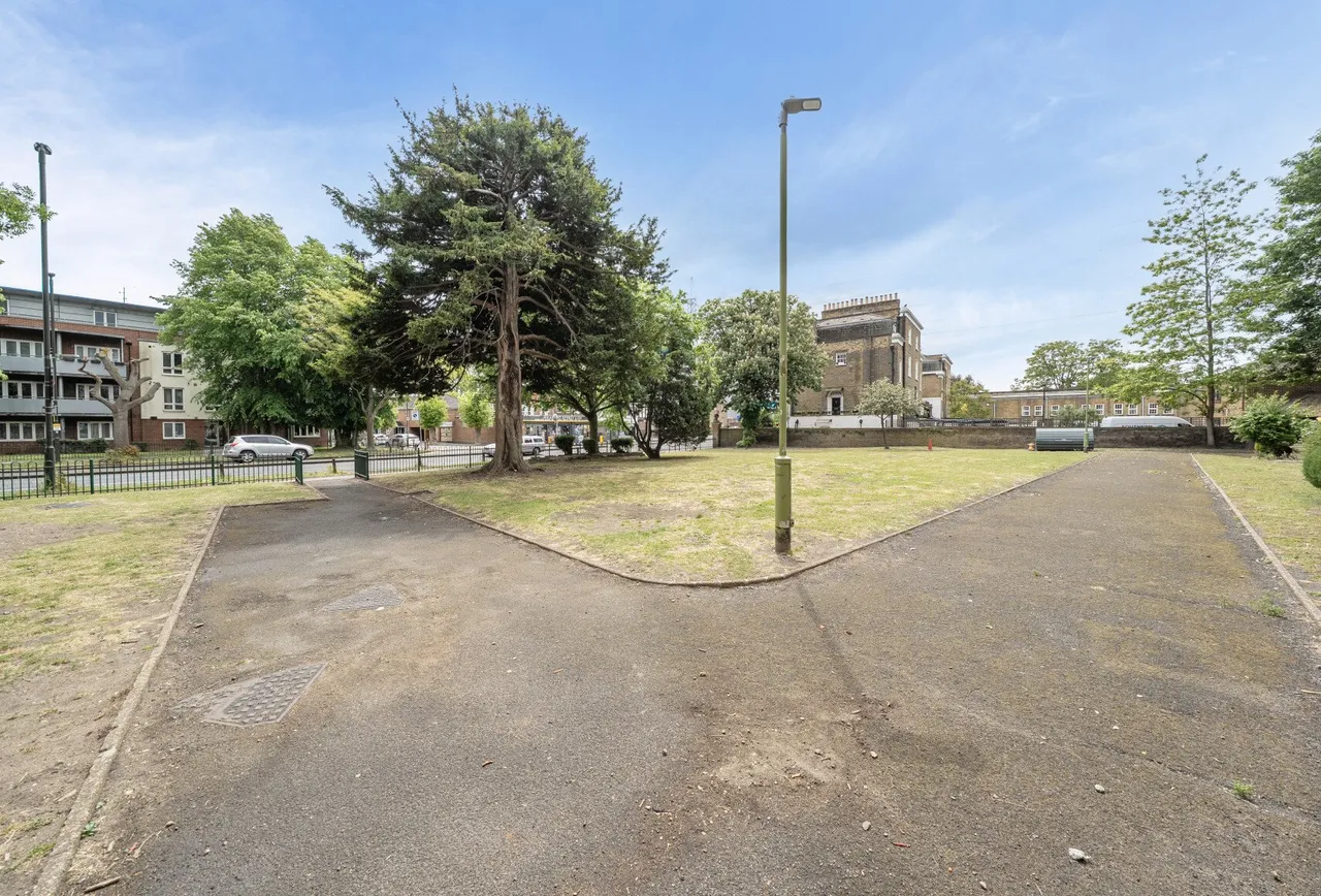 London Road, Mitcham, CR4 4EQ, photo 16