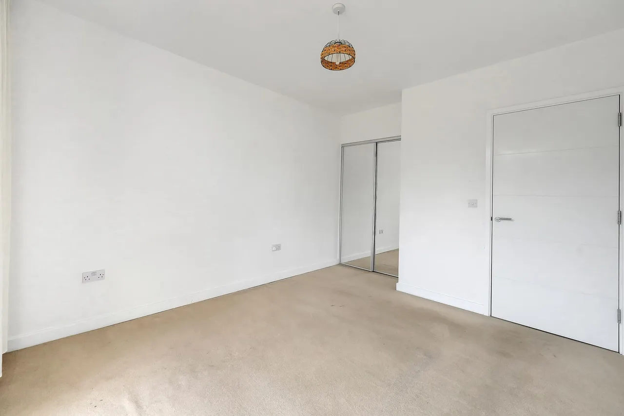 8 Edmunds House, Colonial Drive, London, W4 5HA, photo 9