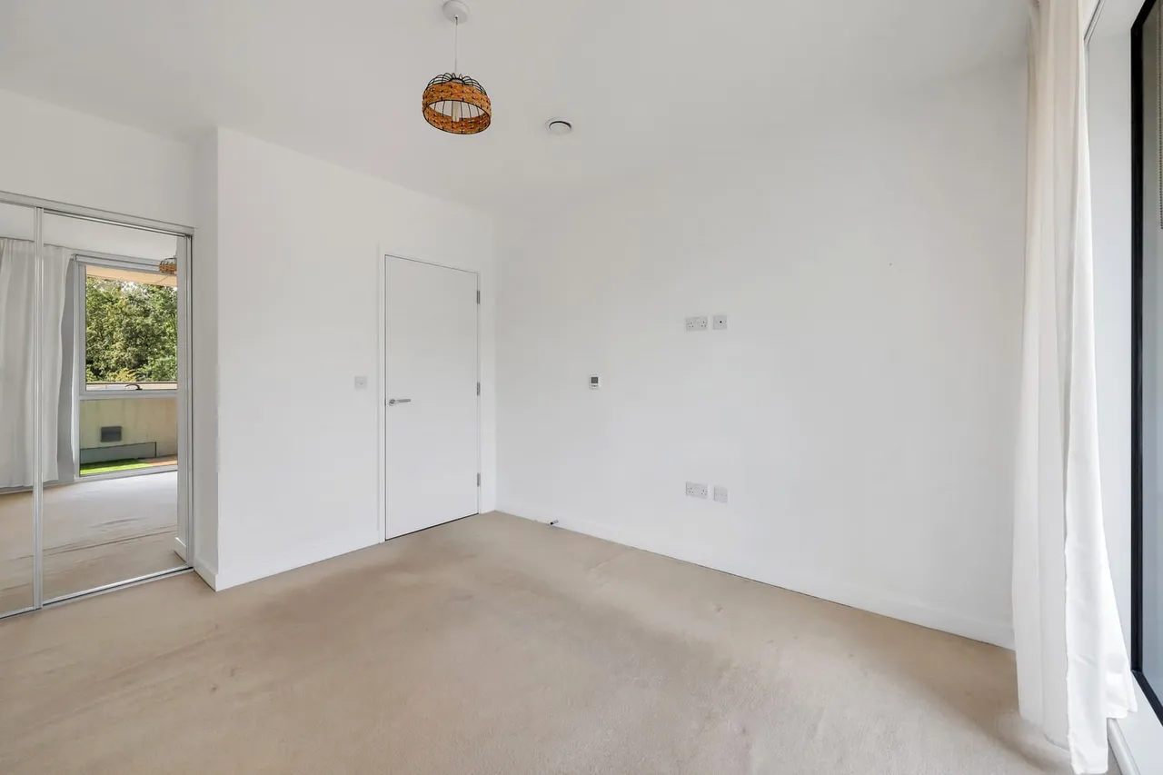 8 Edmunds House, Colonial Drive, London, W4 5HA, photo 8