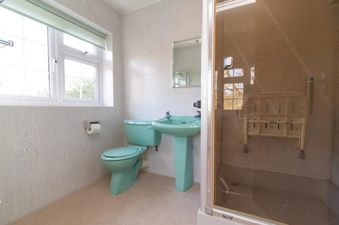 Rosedene Gardens, Fleet, GU51 4NQ, photo 11