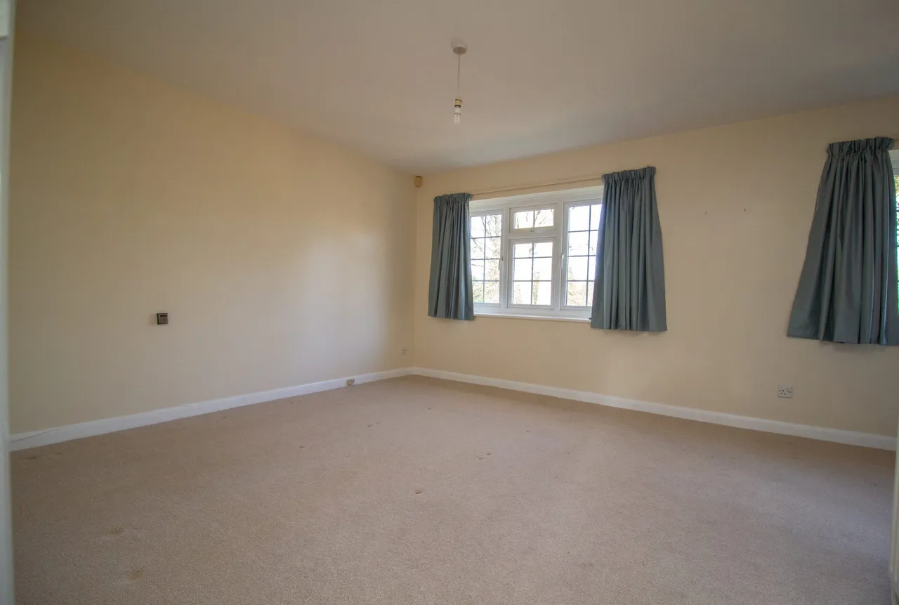Rosedene Gardens, Fleet, GU51 4NQ, photo 9
