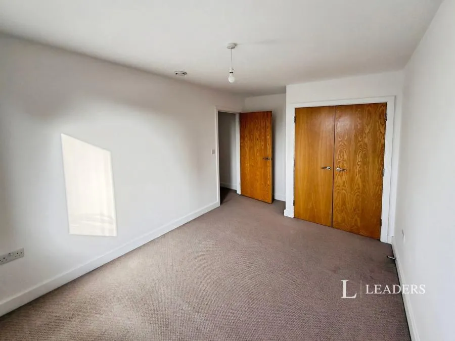 Cantelupe Road, East Grinstead, RH19, photo 8