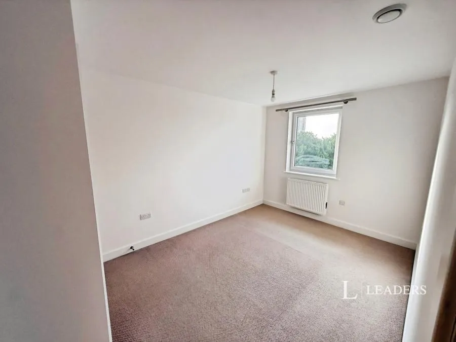 Cantelupe Road, East Grinstead, RH19, photo 10