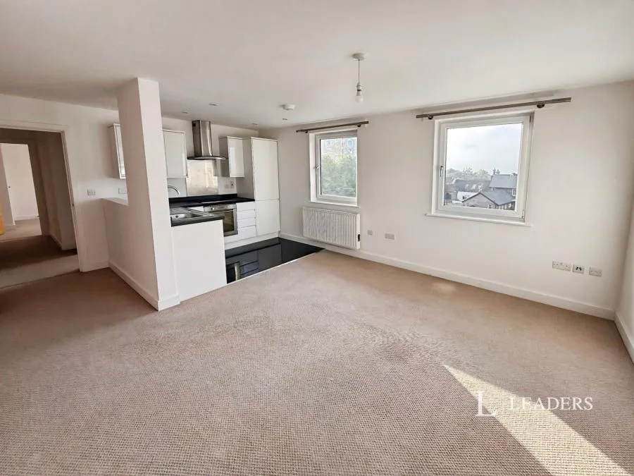 Cantelupe Road, East Grinstead, RH19, photo 5