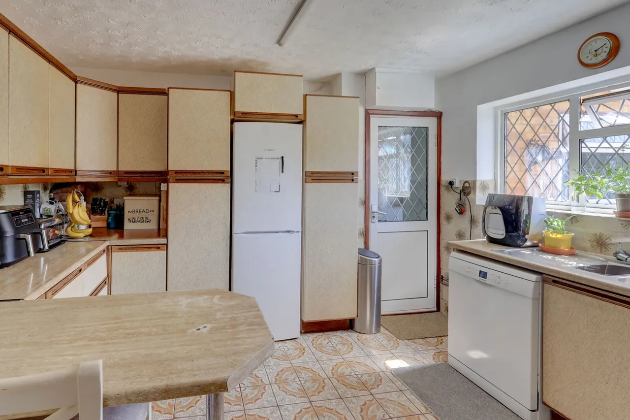 Grange Road, High Wycombe, HP15, photo 12