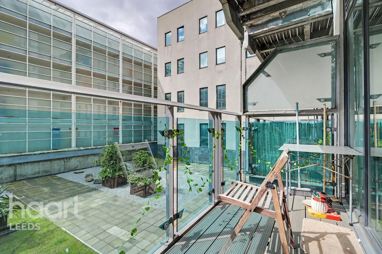1 bed flat for sale, Skinner Lane, Leeds, LS7