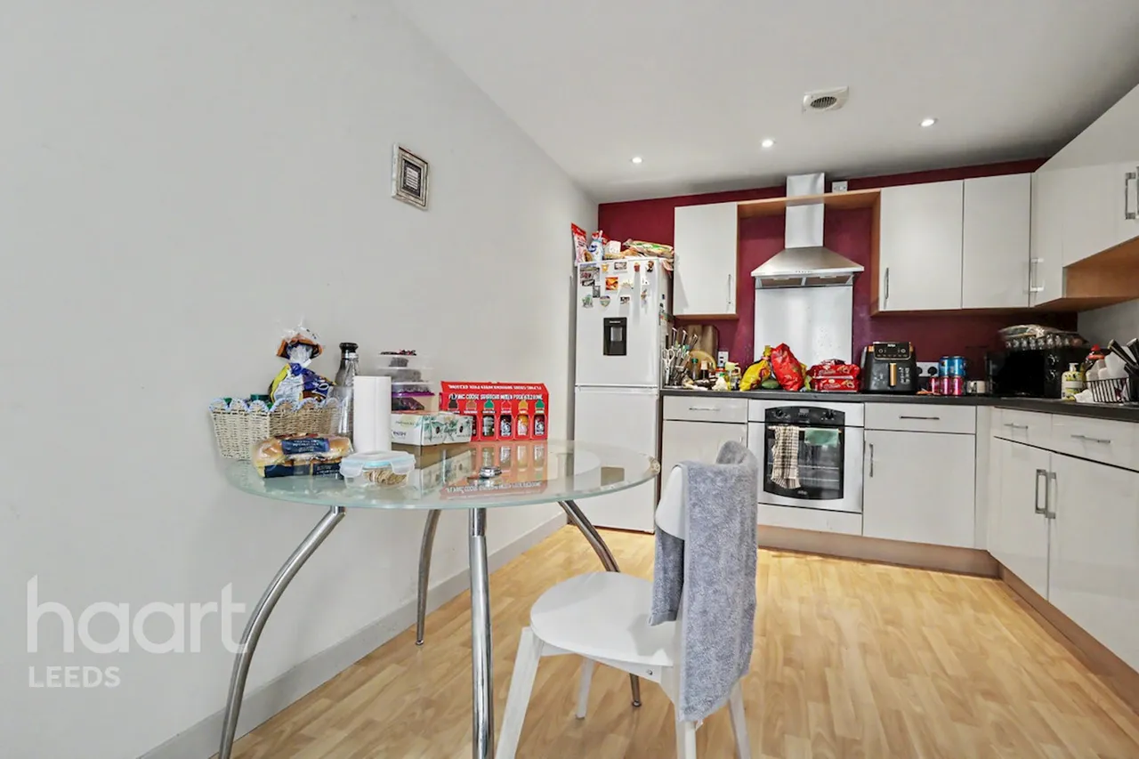 Skinner Lane, Leeds, LS7, photo 3