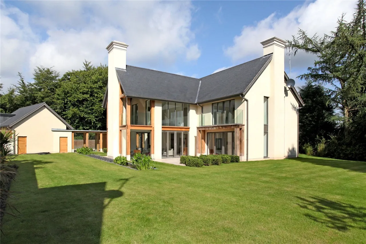 Macclesfield Road, Prestbury, SK10, photo 22